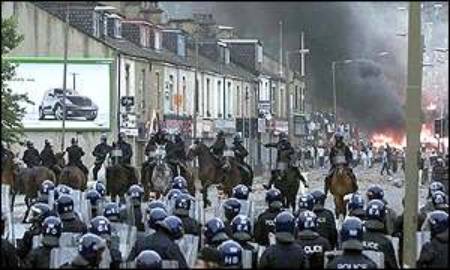 [Police battle with rioters in Bradford]